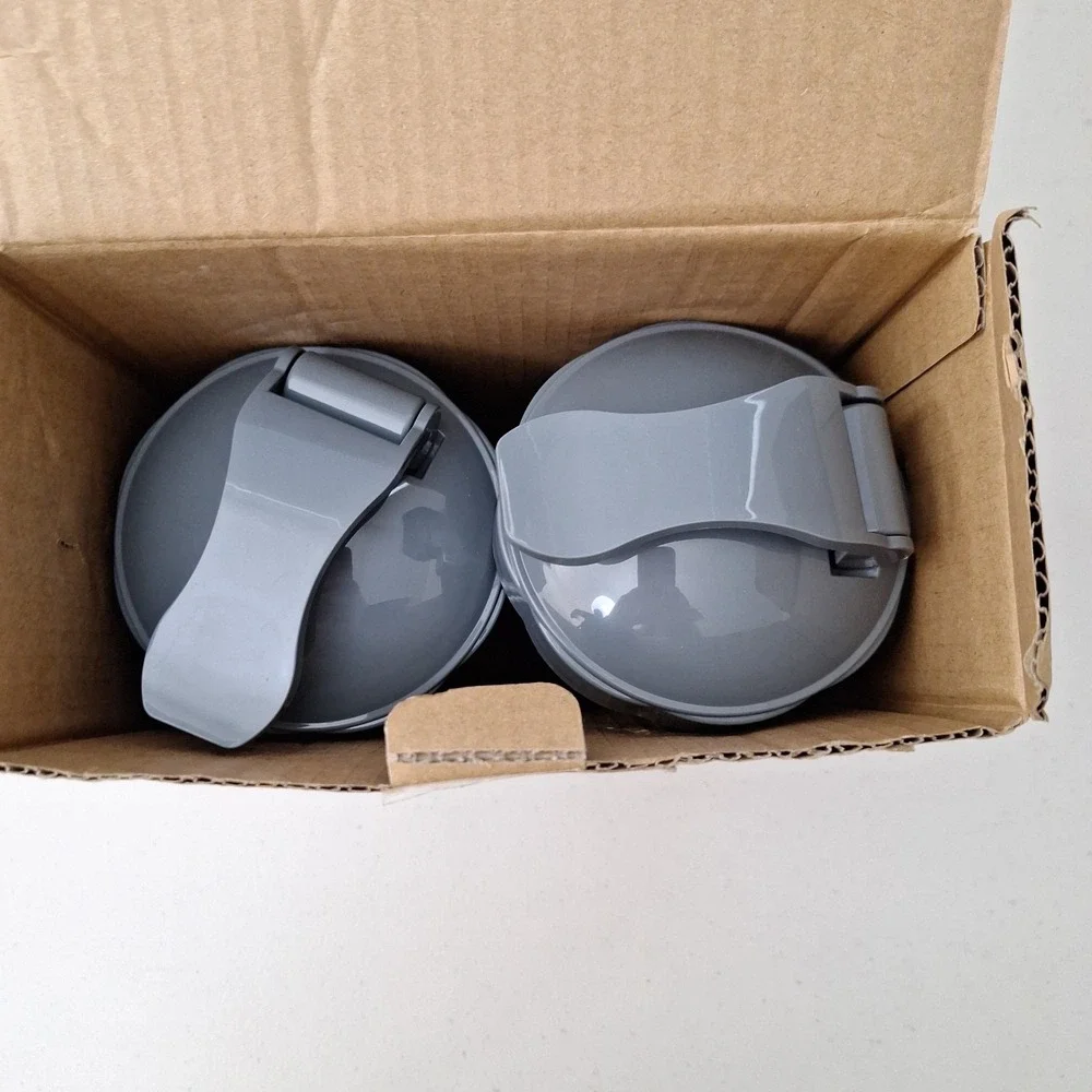 NutriBullet 2 Blender Cups, 2 Flip Top Lids & 1 Flat Blade Replacement Set NEW